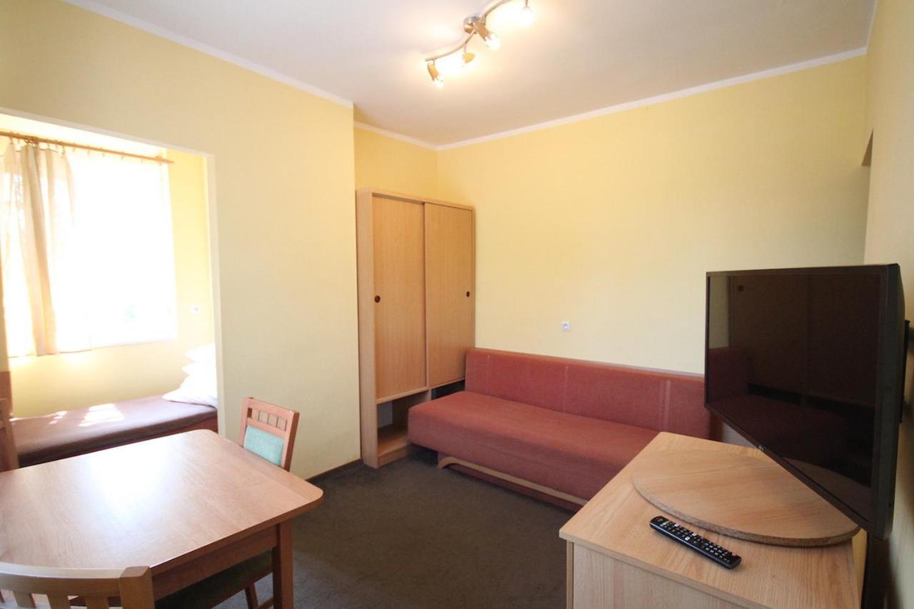 Apartament Gryf pokoje blisko plaży Krynica Morska Zewnętrze zdjęcie